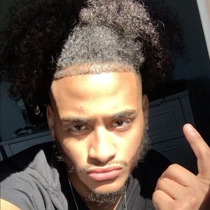 Meet your Posher, Aramis